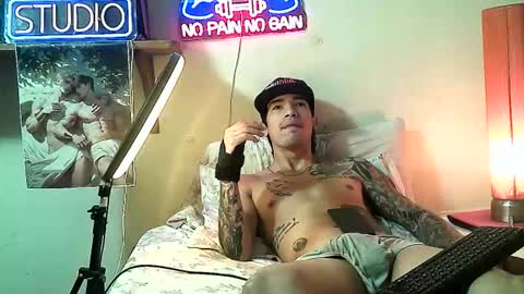 Snapshot of yeisoncastellanos1999 chatting on 20, 2, 2026 yeisoncastellanos1999 online show from 20, 2, 2026