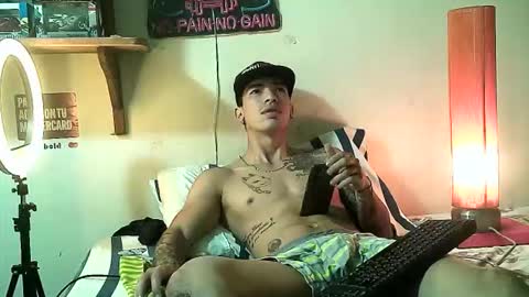 Snapshot of yeisoncastellanos1999 chatting on 28, 3, 2026 yeisoncastellanos1999 online show from 28, 3, 2026