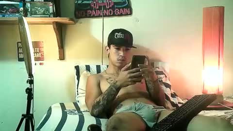 Snapshot of yeisoncastellanos1999 chatting on 6, 4, 2026 yeisoncastellanos1999 online show from 6, 4, 2026