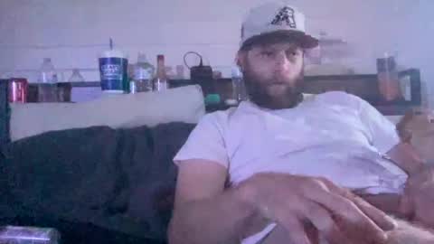 Snapshot of yekim69 chatting on 10, 7, 2026 Jennmike online show from 10, 7, 2026
