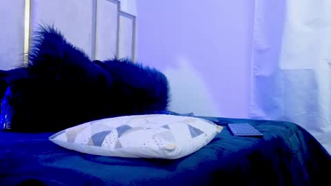 Yeli Amber online show from 14, 4, 2026