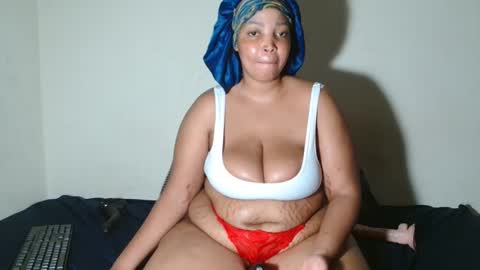 Snapshot of yellowmellow01 chatting on 28, 2, 2026 yellowmellow01 online show from 28, 2, 2026