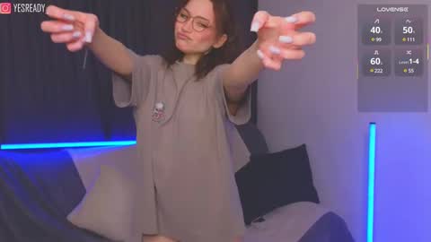 Snapshot of yes_ready chatting on 8, 3, 2025 eva online show from 8, 3, 2025