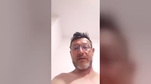 Snapshot of yescam_724 chatting on 18, 7, 2026 yescam_724 online show from 18, 7, 2026