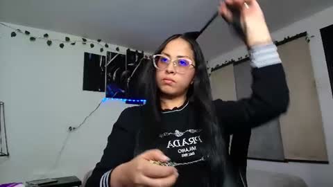 Snapshot of yesie_hot2 chatting on 14, 6, 2026 yesie_hot2 online show from 14, 6, 2026