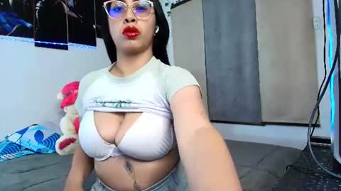 yesie_hot2 online show from 3, 7, 2026