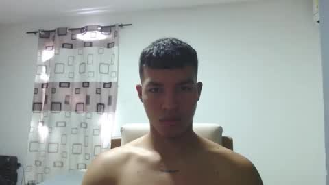 Snapshot of yessic_ chatting on 27, 10, 2025 Ander online show from 27, 10, 2025