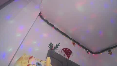 Yiny online show from 23, 12, 2024