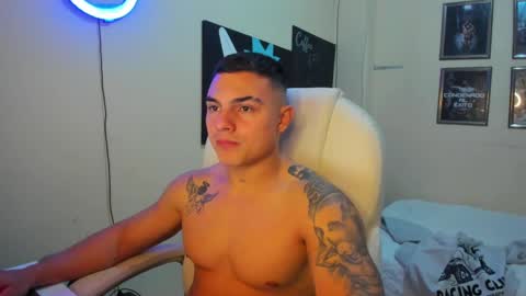 Snapshot of yker18 chatting on 16, 1, 2025 yker online show from 16, 1, 2025