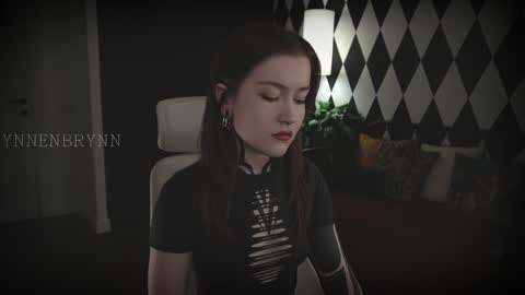 ynnenbrynn online show from 15, 1, 2025