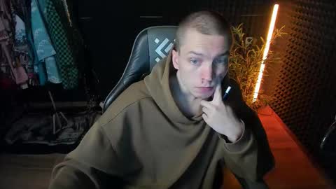 You can ask my name in pm online show from 22, 10, 2025