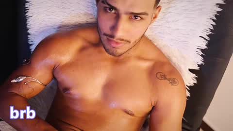 Snapshot of yoi_olimpo chatting on 8, 1, 2025 Yoi Olimpo online show from 8, 1, 2025