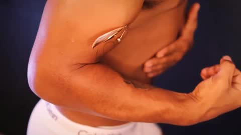 Snapshot of yoi_olimpo chatting on 28, 2, 2025 Yoi Olimpo online show from 28, 2, 2025