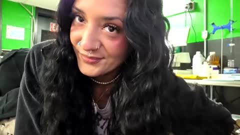 Snapshot of yoitshoney chatting on 4, 6, 2026 Yoitshoney online show from 4, 6, 2026