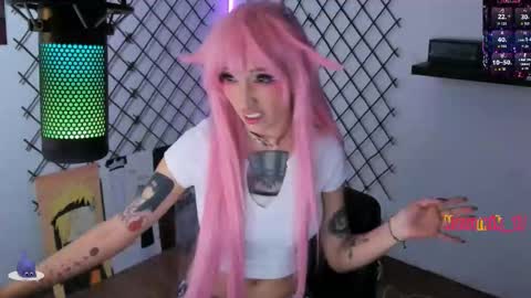 Snapshot of yoshino_san chatting on 31, 10, 2025 you can call me Andy or  yoshi  3 online show from 31, 10, 2025