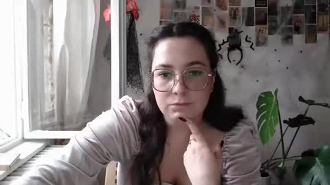 Snapshot of you_aurora chatting on 17, 10, 2025 Aurora online show from 17, 10, 2025