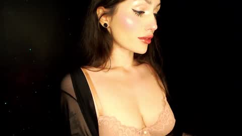 Sophie online show from 9, 12, 2024