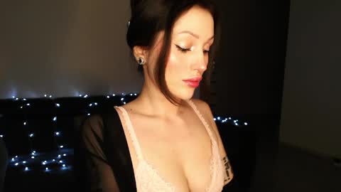 Snapshot of you_deserve chatting on 29, 4, 2026 Sophie online show from 29, 4, 2026