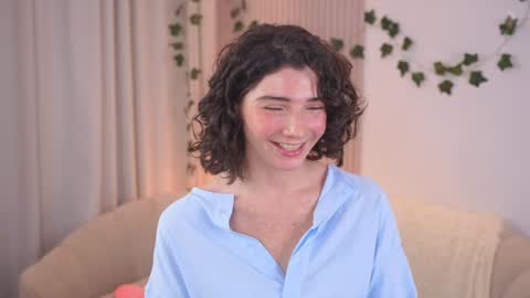 Elizabeth brunette -- Darline blonde  online show from 7, 12, 2024