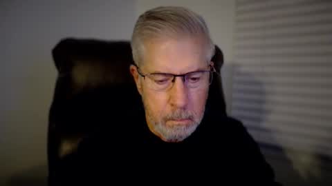 Colorado Guy Straight online show from 18, 11, 2025