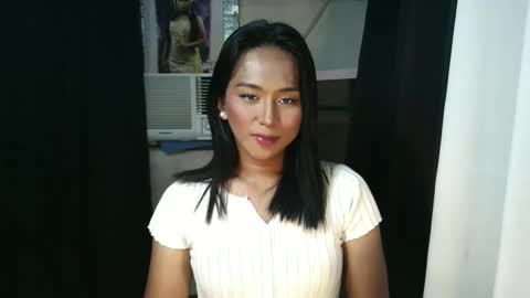 Yanie online show from 3, 11, 2025