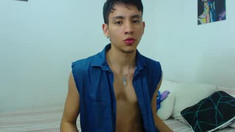 Snapshot of your_boy_hot chatting on 18, 7, 2026 your boy online show from 18, 7, 2026