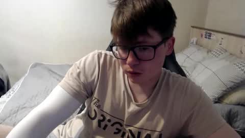 Snapshot of your_boyfriend123 chatting on 31, 5, 2026 Max online show from 31, 5, 2026