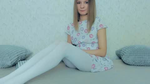 Lily online show from 7, 1, 2025