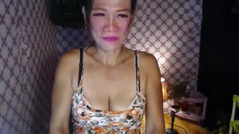 Snapshot of your_empress_woman chatting on 31, 5, 2026 GRACE YOUR PLEASURE BB online show from 31, 5, 2026