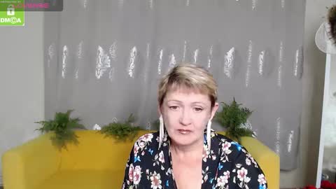 Snapshot of your_fox10 chatting on 21, 11, 2025 your_fox10 online show from 21, 11, 2025