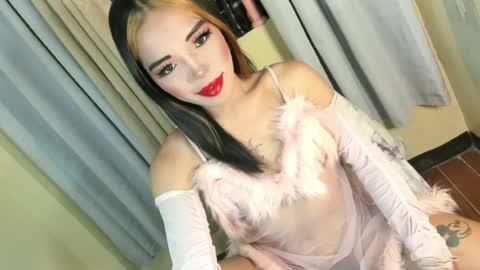 Snapshot of your_girl_yeka chatting on 2, 7, 2026 your_girl_yeka online show from 2, 7, 2026
