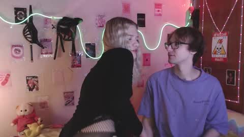 Snapshot of your_horny_friends chatting on 6, 10, 2025 Your Horny Friends online show from 6, 10, 2025