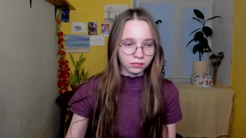 Snapshot of your_leslie chatting on 7, 12, 2024 Leslie online show from 7, 12, 2024