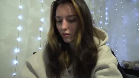 Snapshot of your_little_flexible_girl chatting on 10, 2, 2026 Meri online show from 10, 2, 2026