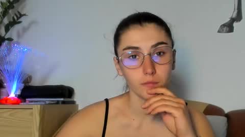 Andrea Your sweet farmer girl online show from 3, 3, 2025