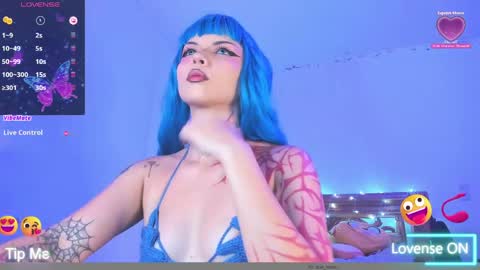 Daniela  Help me reach 100 likes online show from 19, 5, 2026