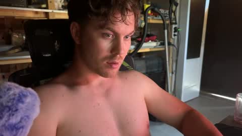 Snapshot of your_sexy_friends chatting on 17, 7, 2026 Vova online show from 17, 7, 2026