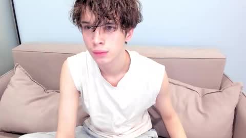 your_shy_guy online show from 14, 12, 2025