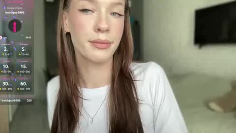 Snapshot of your_sweet_angel_ chatting on 19, 5, 2026 Mia online show from 19, 5, 2026