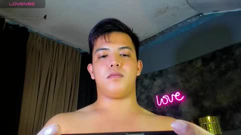 Snapshot of yourasian_bradley chatting on 3, 2, 2026 yourasian_bradley online show from 3, 2, 2026