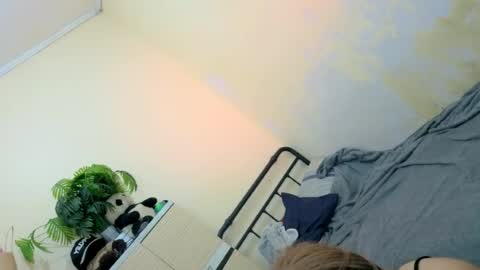 Snapshot of yourbabyriana chatting on 19, 6, 2026 Angel online show from 19, 6, 2026