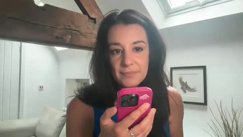Cassie online show from 1, 6, 2026