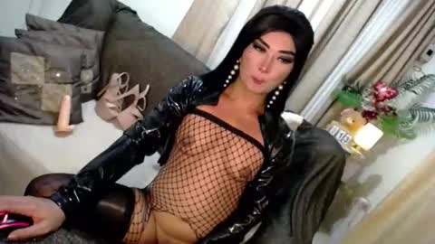 Snapshot of yourdream_rhea chatting on 3, 6, 2026 rhea online show from 3, 6, 2026