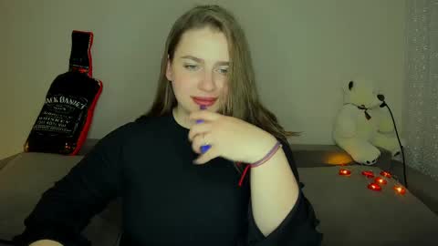 yourgem__ online show from 25, 2, 2025