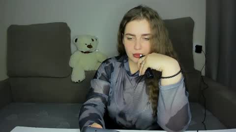 yourgem__ online show from 5, 4, 2026