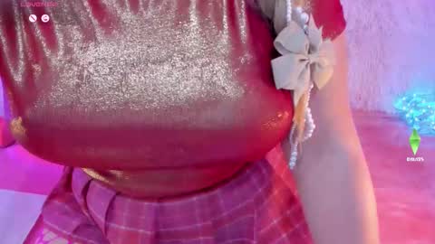 Snapshot of yourgirl11555 chatting on 10, 11, 2025 Liza online show from 10, 11, 2025