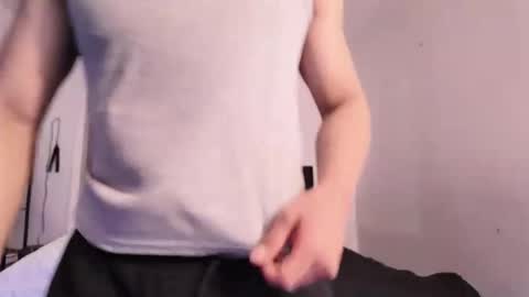 Snapshot of yourguuy21 chatting on 2, 2, 2026 yourguuy21 online show from 2, 2, 2026