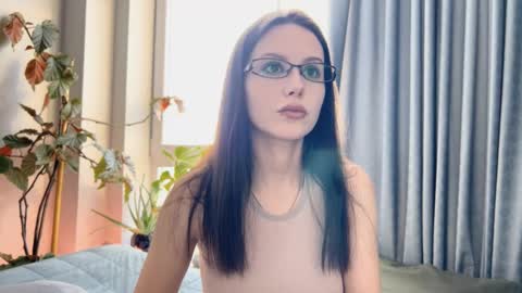 Aida online show from 5, 3, 2025