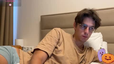 Chris online show from 1, 11, 2025