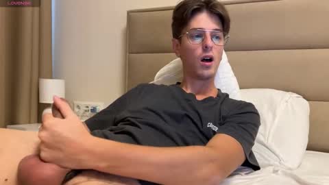 Chris online show from 19, 11, 2025